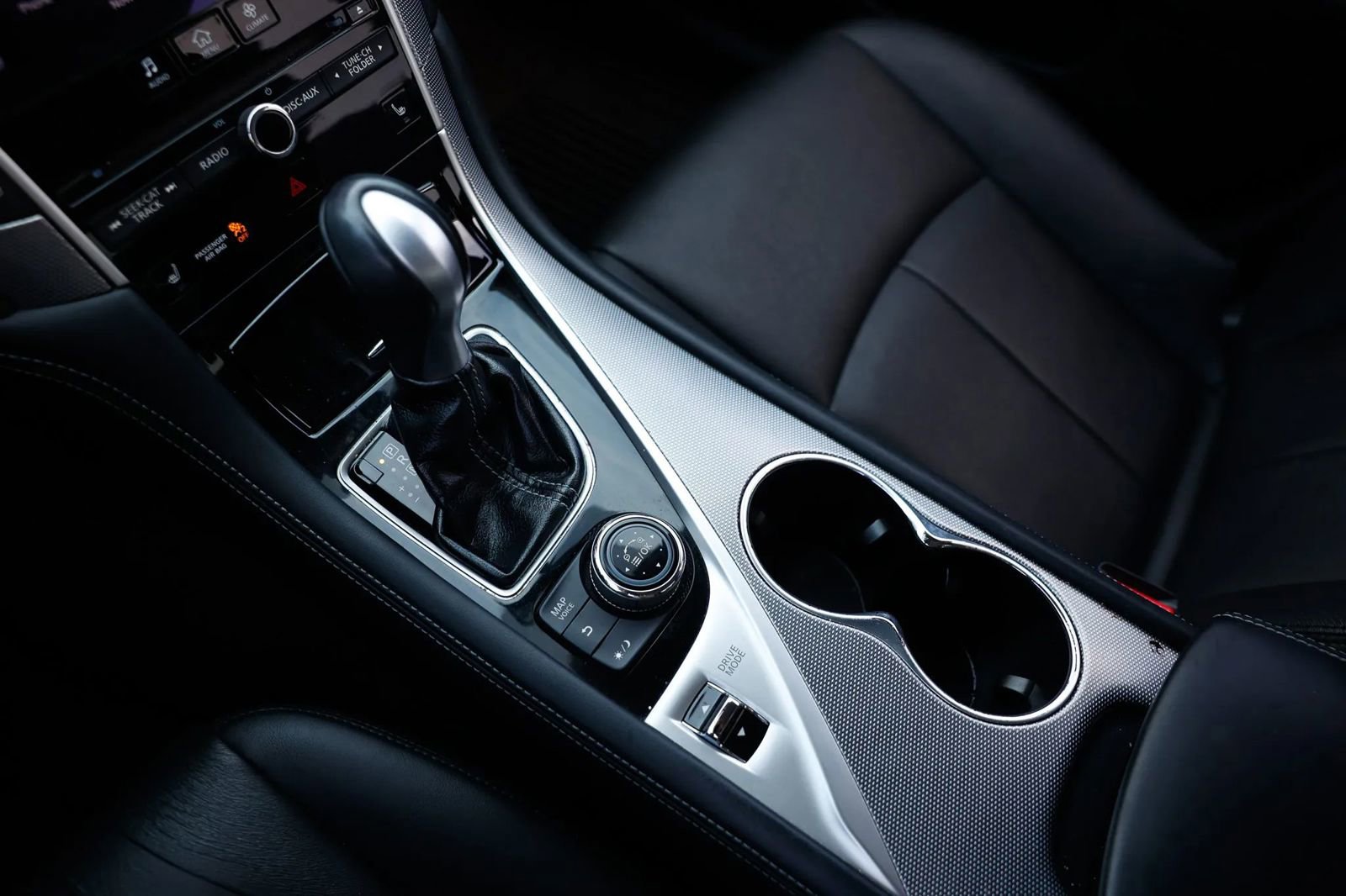 Used 2014 INFINITI Q50 Premium w/ Navigation Package image 38