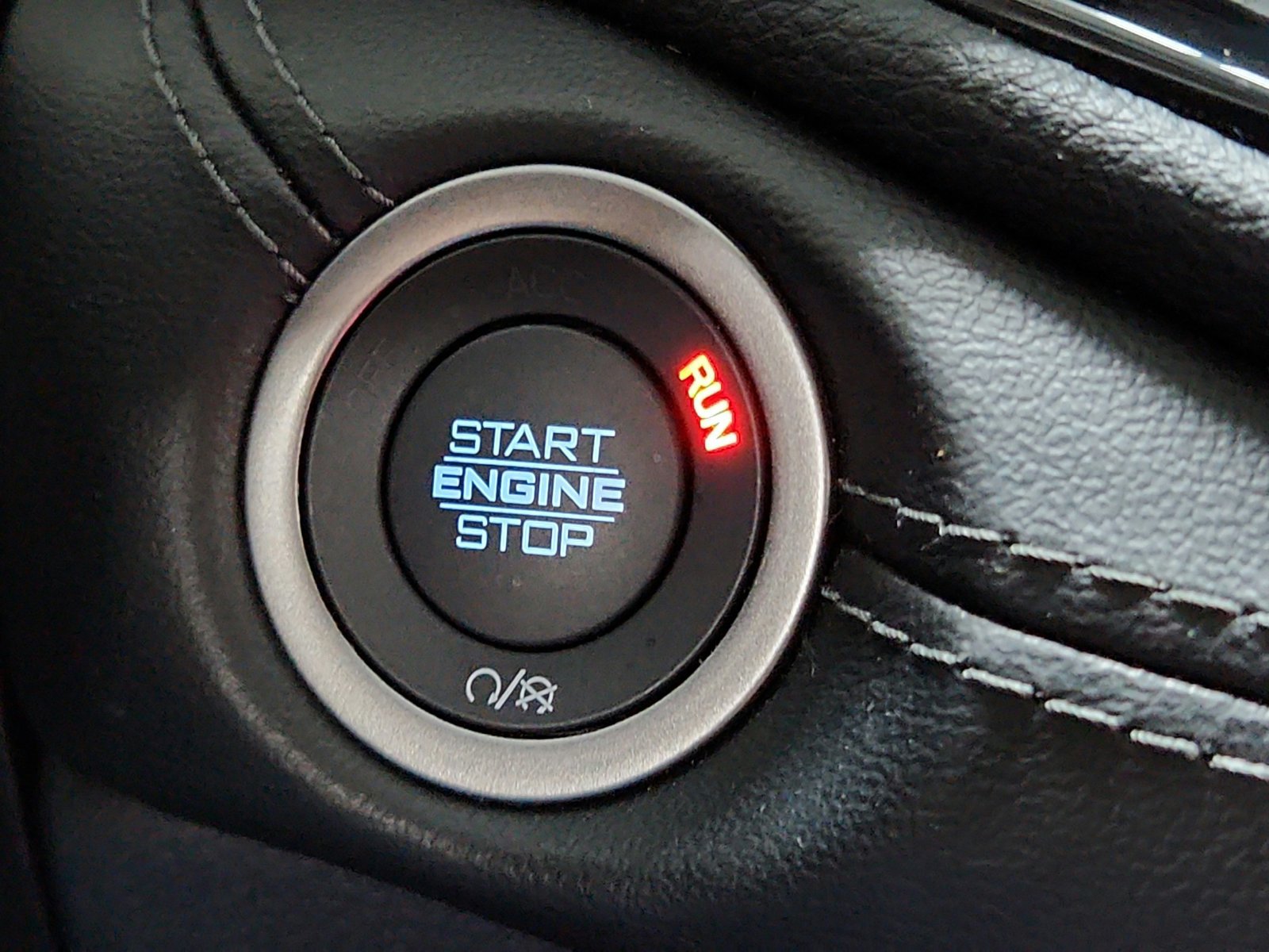 Used 2022 Dodge Durango SXT AWD/4WD image 18
