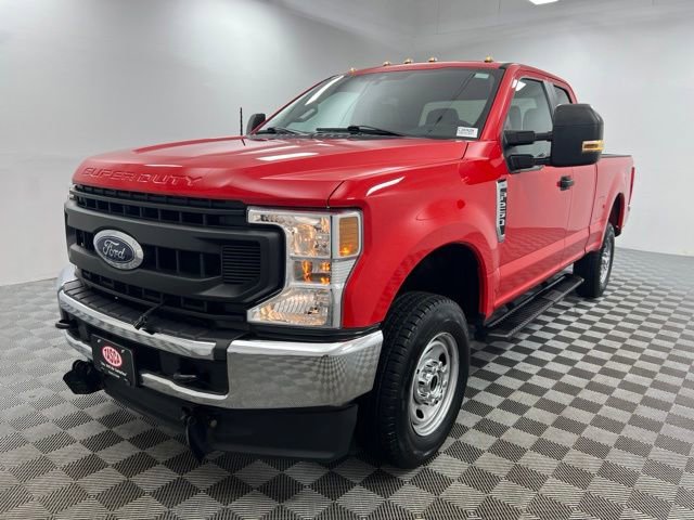 Used 2020 Ford F250 XL w/ Power Equipment Group AWD/4WD image 2