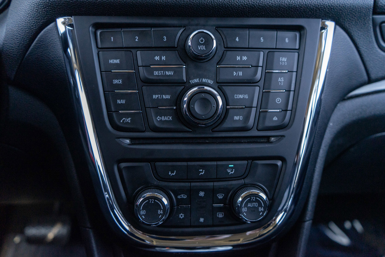 Used 2016 Buick Encore Sport Touring AWD/4WD image 19