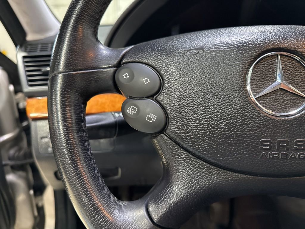 Used 2007 Mercedes-Benz E 550 Sedan image 13