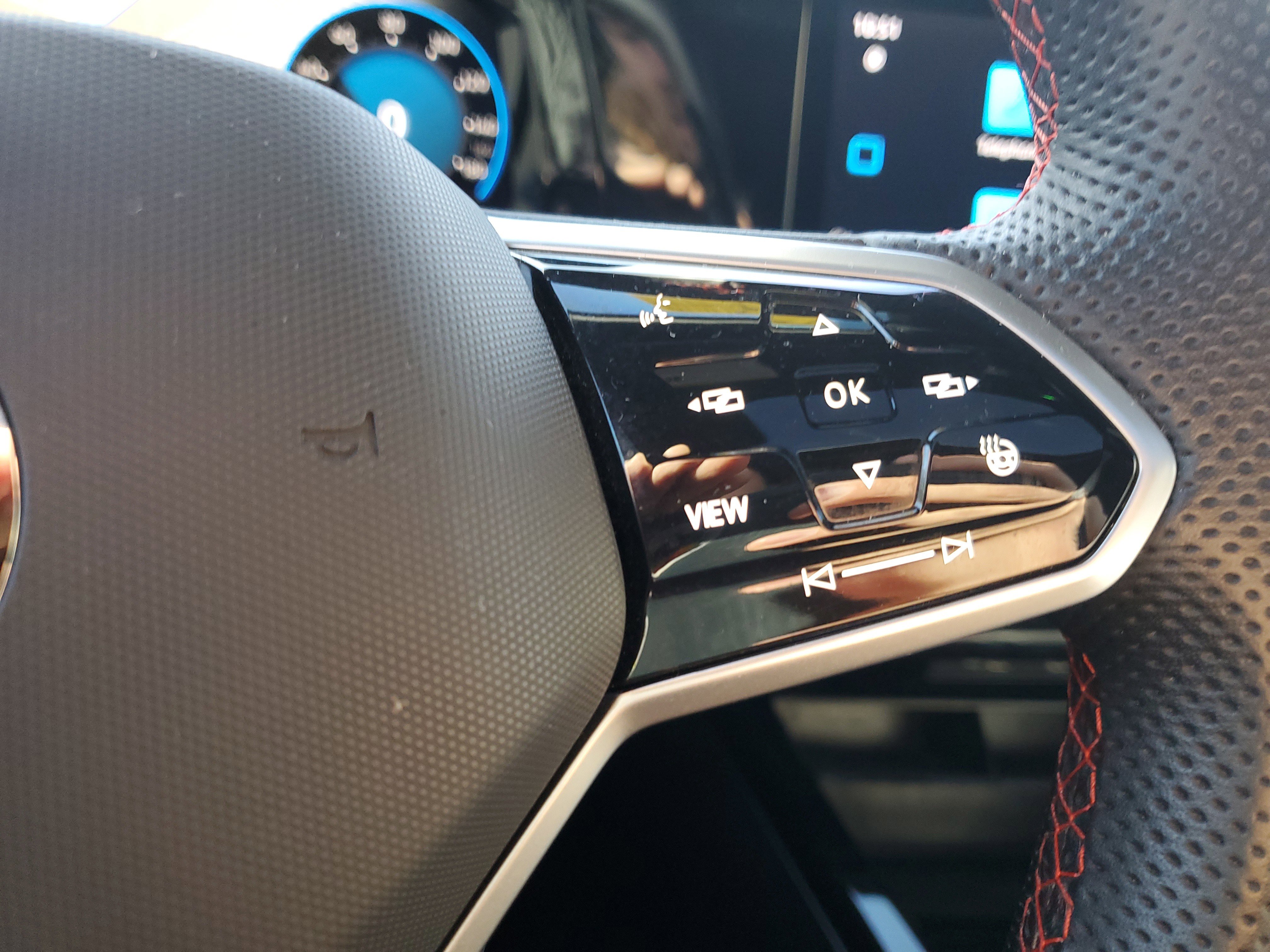 Used 2024 Volkswagen GTI SE image 14