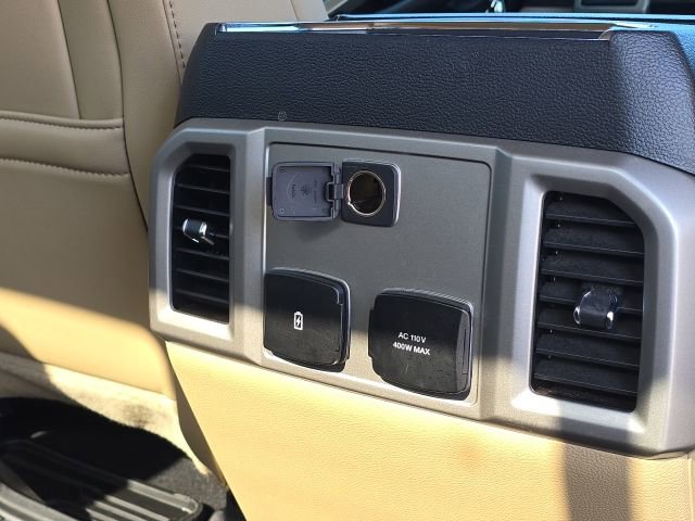 Used 2020 Ford F250 Lariat w/ Lariat Value Package image 20