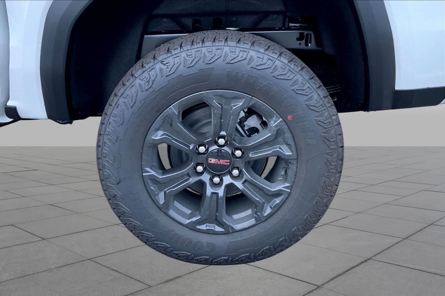 New 2025 GMC Canyon Elevation w/ Convenience Package RWD image 11
