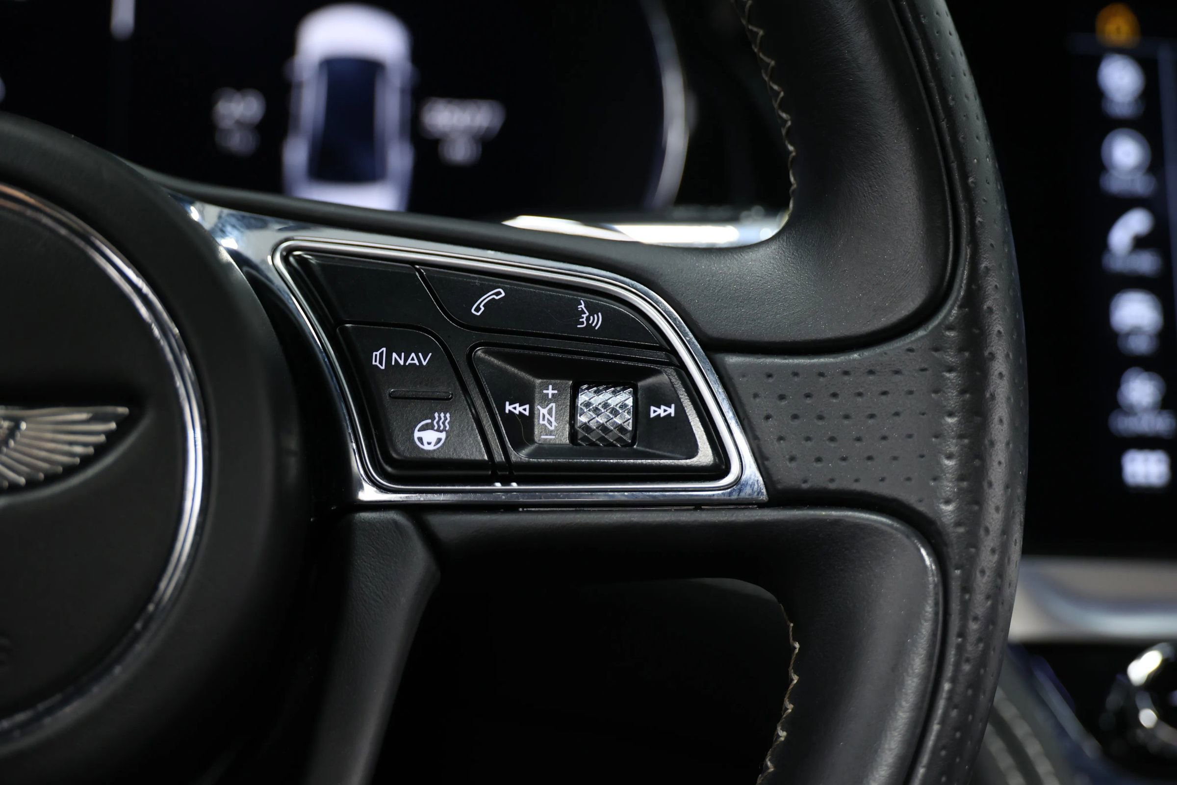 Used 2020 Bentley Flying Spur W12 image 28