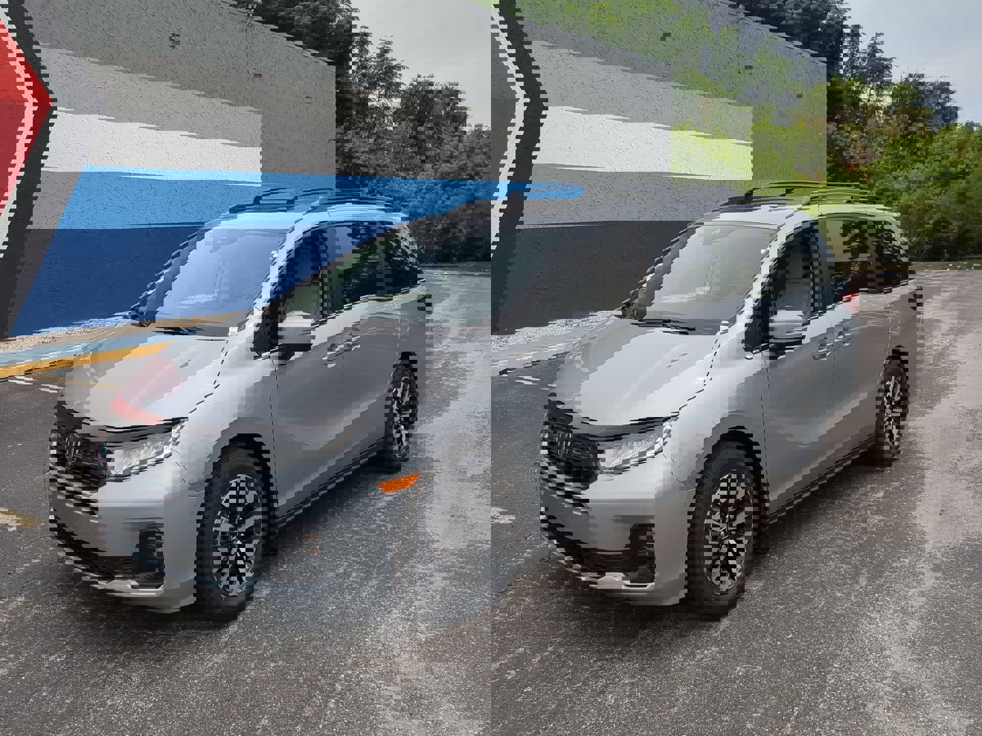New 2025 Honda Odyssey EX-L image 10