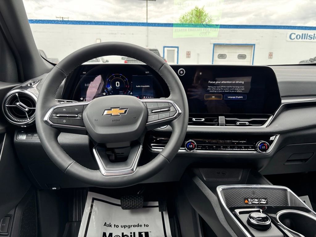 New 2026 Chevrolet Equinox LT w/ Convenience Package II AWD/4WD image 11