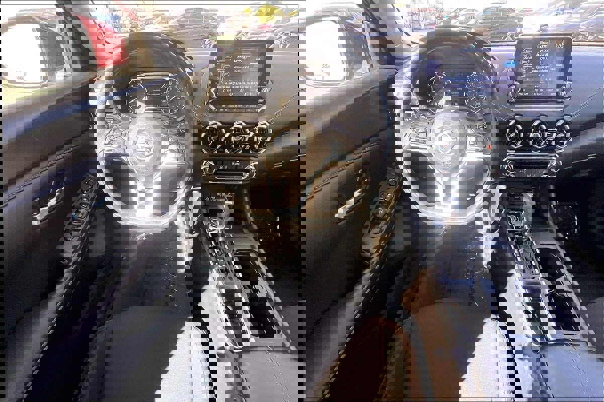 Used 2024 Nissan Sentra SV image 5