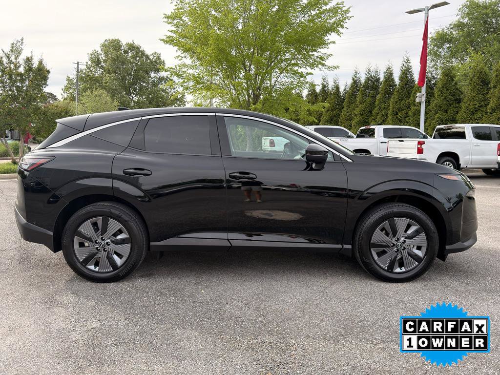 Used 2025 Nissan Murano SL image 2