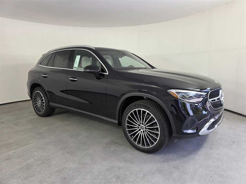 New 2026 Mercedes-Benz GLC 300