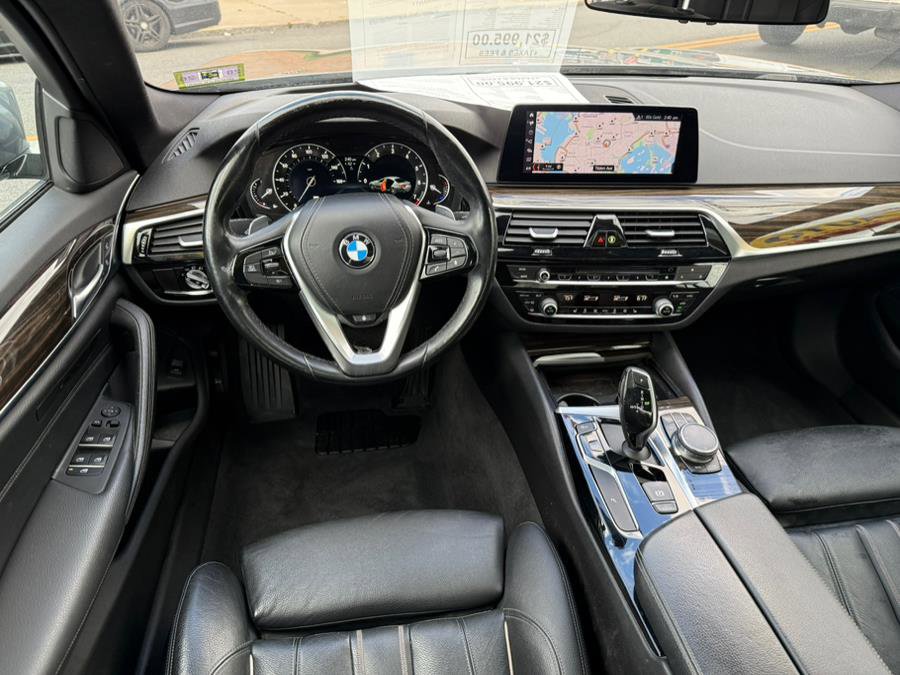 Used 2019 BMW 530i xDrive w/ Convenience Package image 12