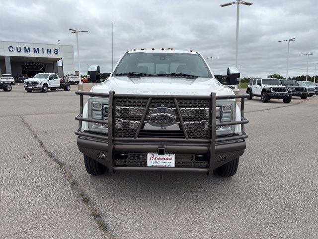 Used 2017 Ford F450 King Ranch w/ King Ranch Ultimate Package AWD/4WD image 2