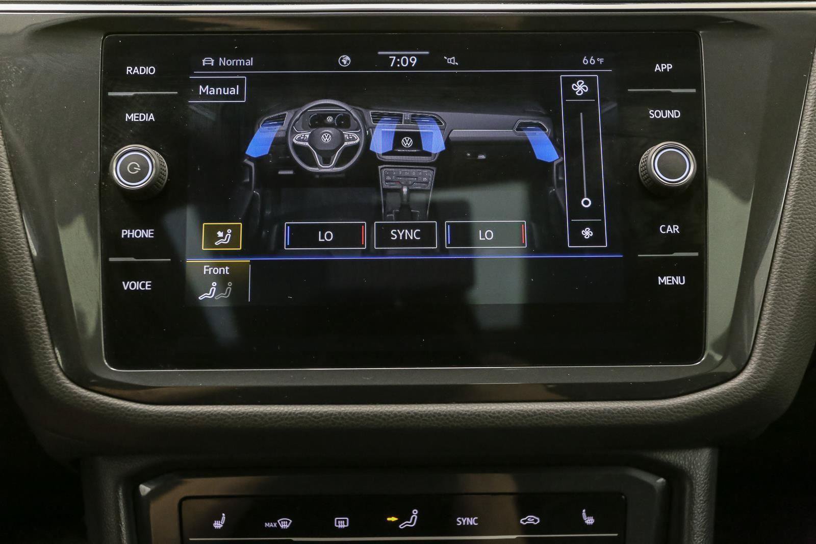 Certified 2023 Volkswagen Tiguan SE AWD/4WD image 31