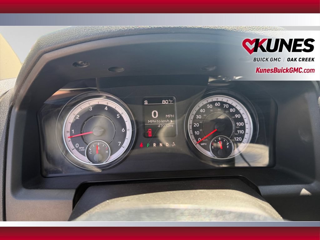 Used 2022 RAM 1500 Classic SLT AWD/4WD image 14