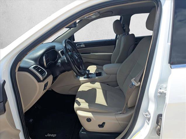 Used 2014 Jeep Grand Cherokee Laredo w/ Quick Order Package 23E AWD/4WD image 13