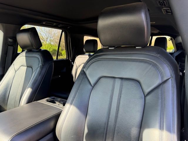 Used 2018 Ford Expedition Limited w/ Equipment Group 302A image 11