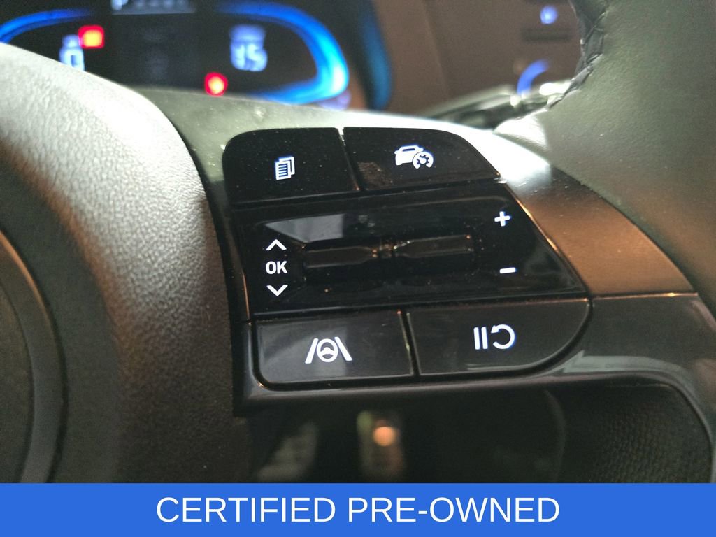 Certified 2025 Hyundai Elantra Sport FWD image 18