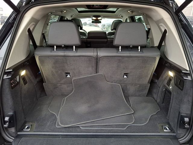 Used 2025 BMW X7 xDrive40i image 33
