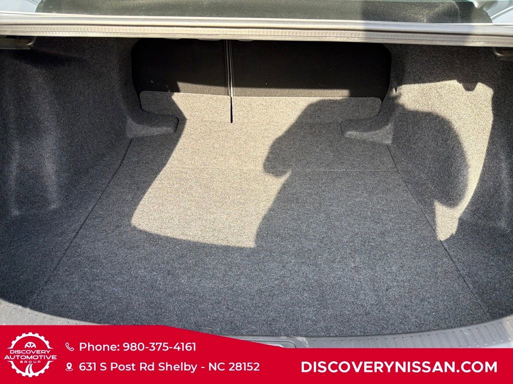 Used 2026 Toyota Corolla LE image 33