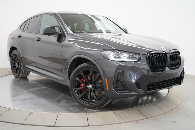 Used 2023 BMW X4 M40i w/ Premium Package image 3
