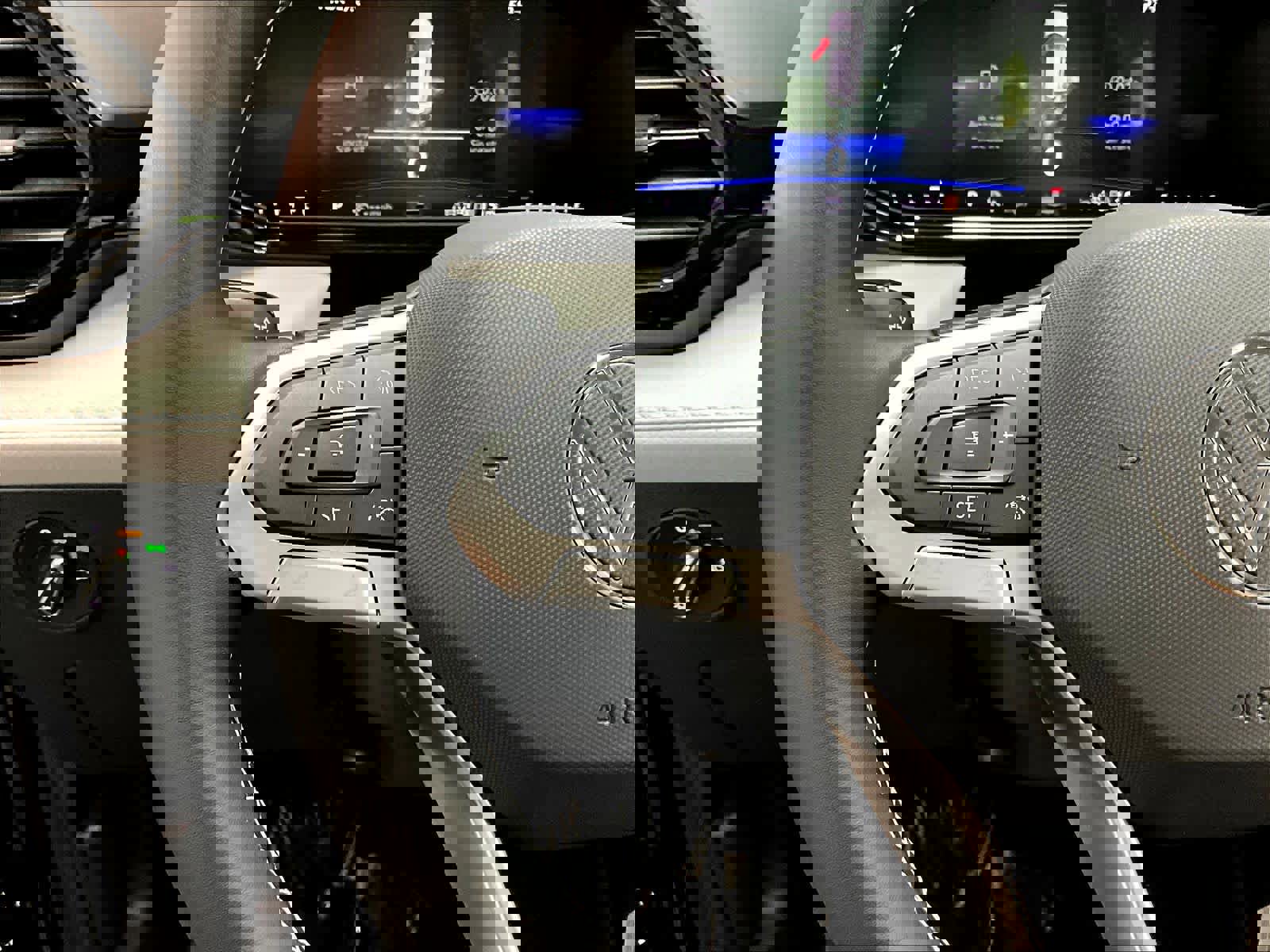 New 2026 Volkswagen Taos S image 17