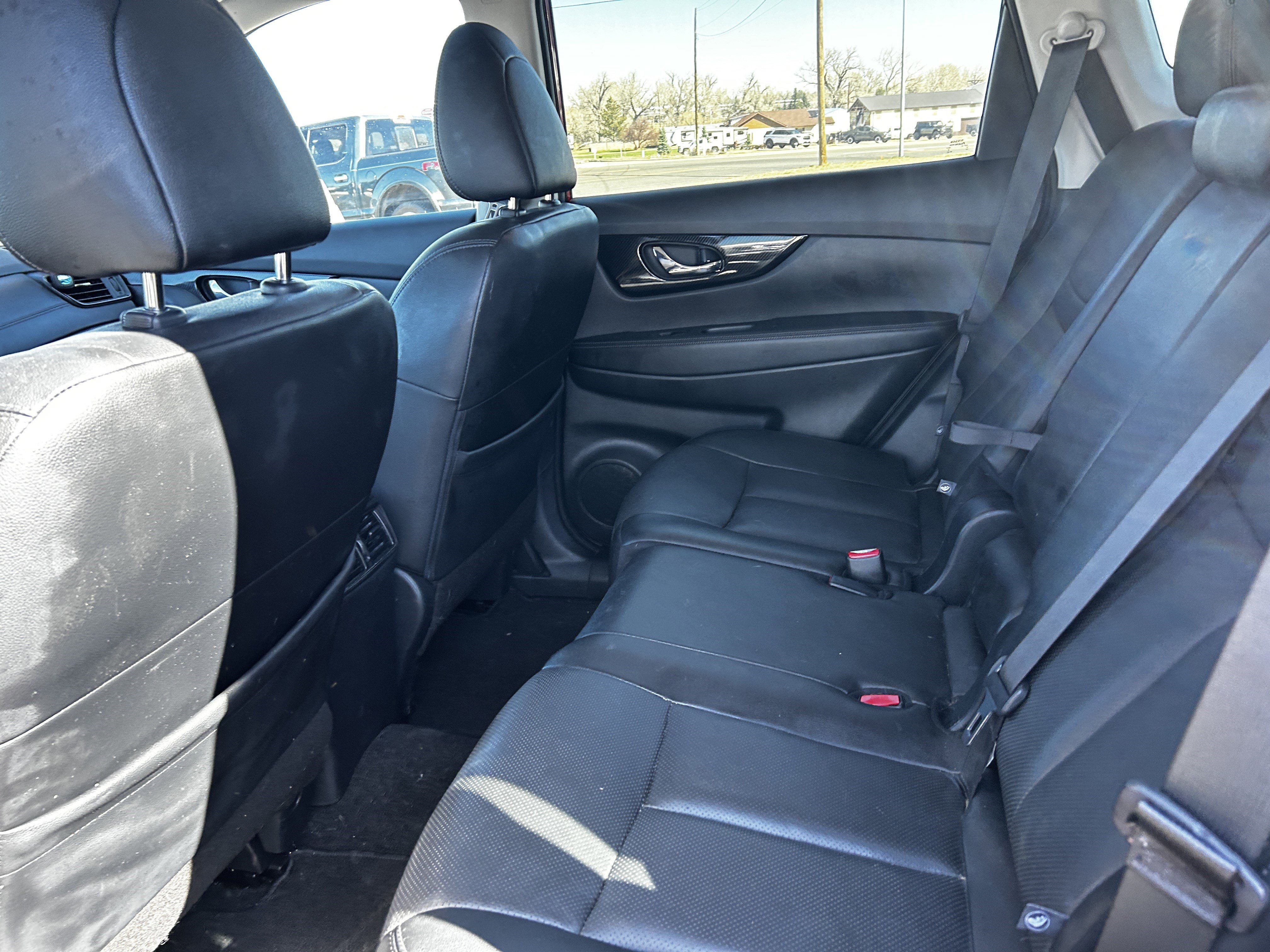 Used 2020 Nissan Rogue SL w/ Premium Package image 11