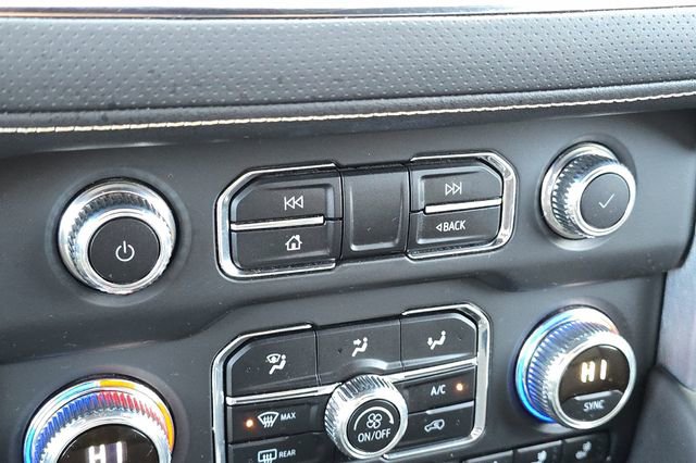 Used 2024 GMC Yukon SLT image 31