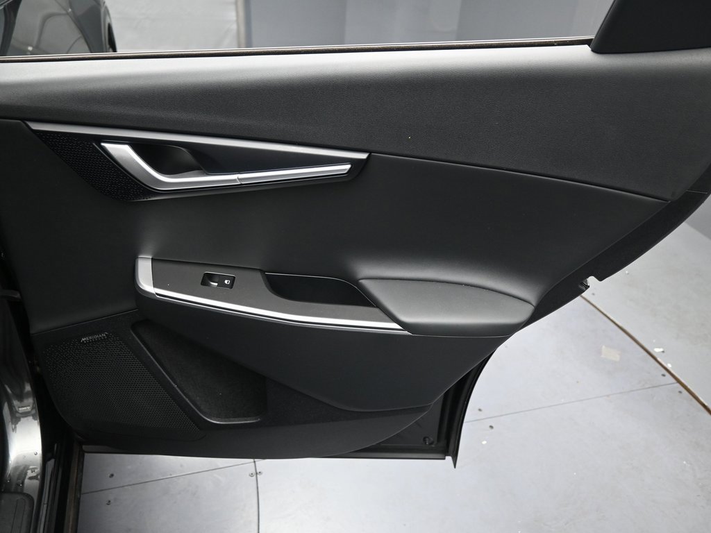 Used 2023 Kia EV6 Wind image 39