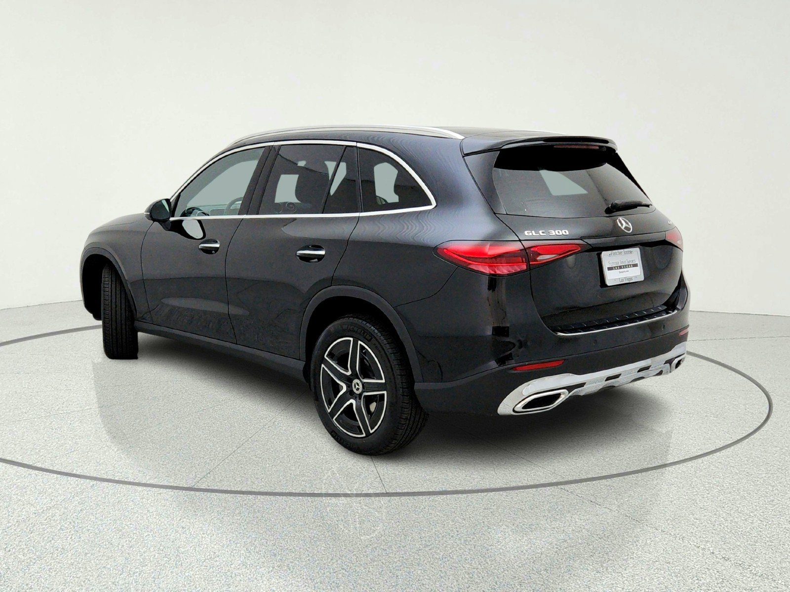 Used 2026 Mercedes-Benz GLC 300 4MATIC image 12