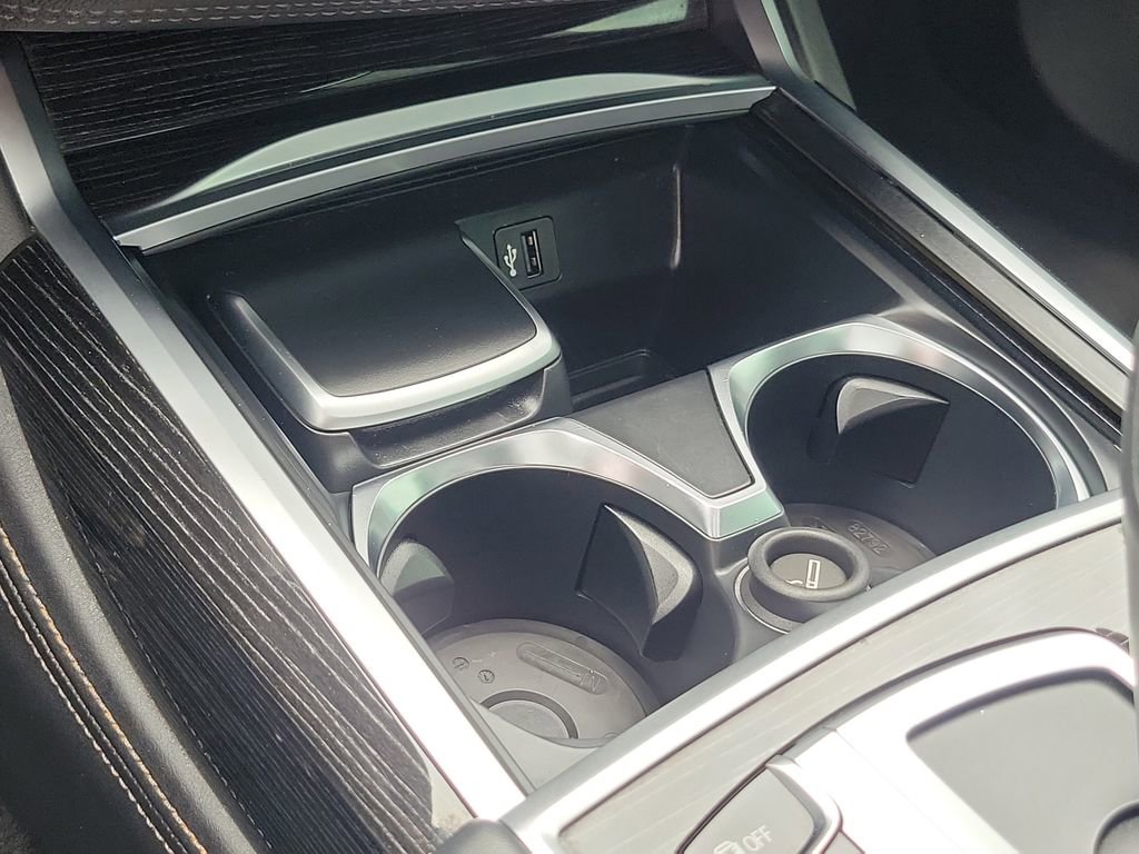 Used 2019 BMW 750i w/ Executive Package image 34