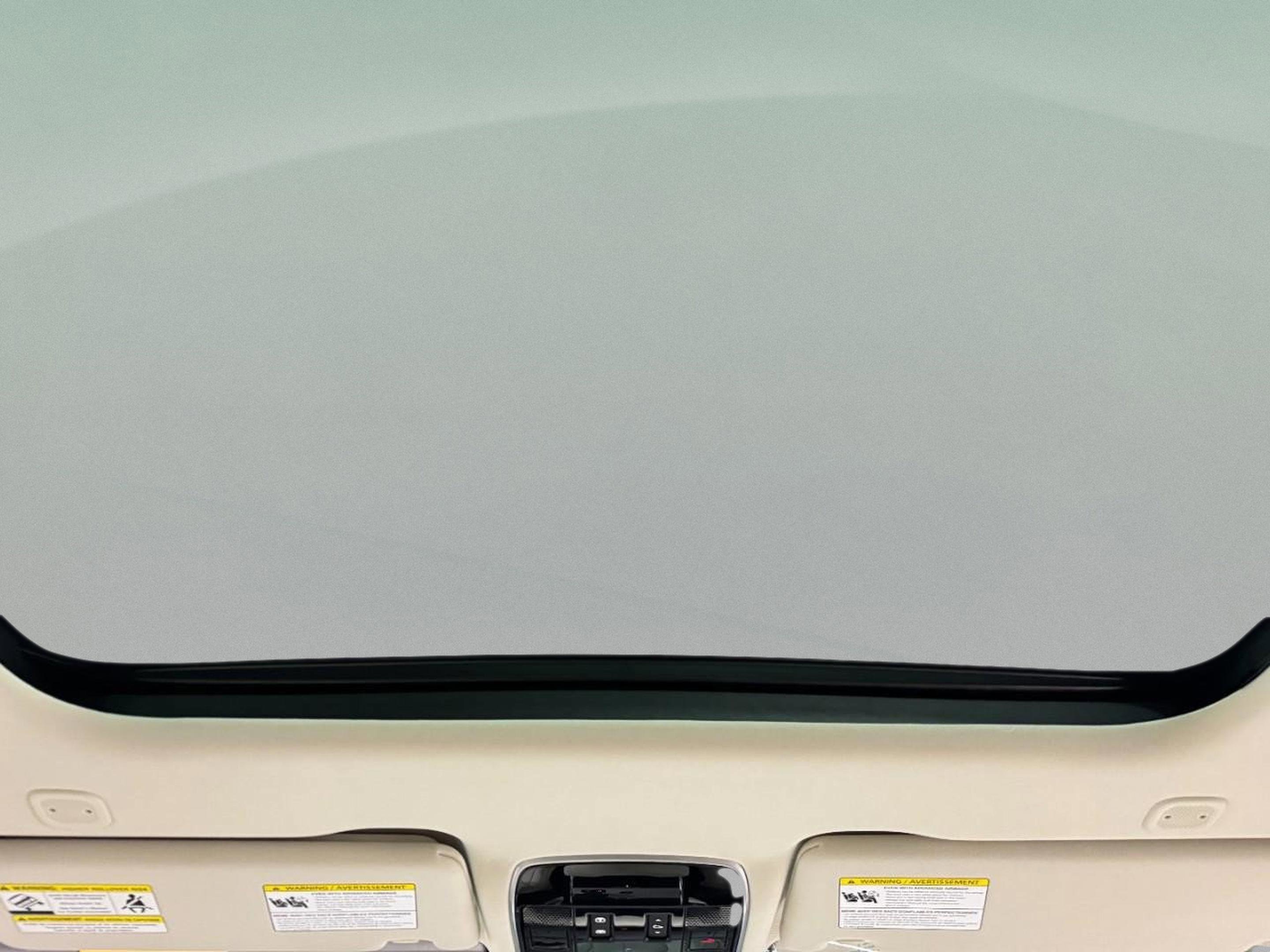 New 2025 Land Rover Range Rover SE image 12