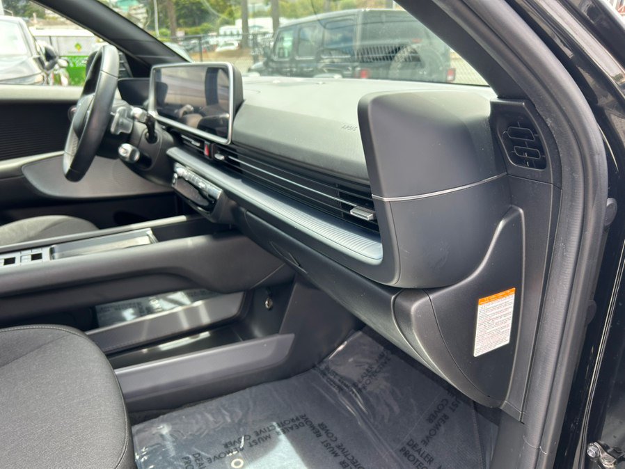 Used 2024 Hyundai Ioniq 6 SE RWD image 28