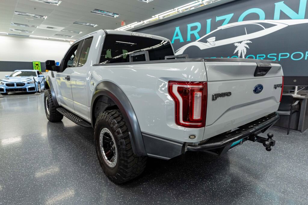 Used 2017 Ford F150 Raptor image 9