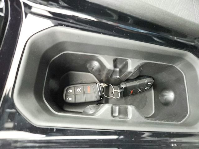 New 2026 Jeep Compass Latitude AWD/4WD image 33