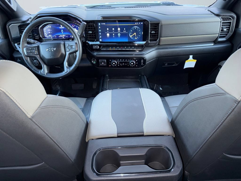 Used 2025 Chevrolet Silverado 2500 ZR2 w/ Technology Package AWD/4WD image 10