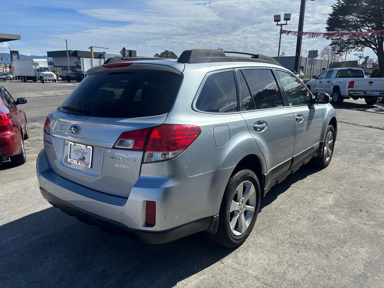 Used 2013 Subaru Outback 2.5i Premium w/ Popular Pkg 1B image 8