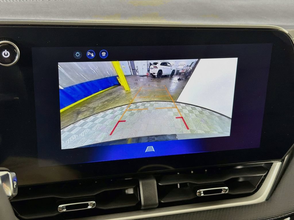 New 2027 Chevrolet Equinox LT w/ Convenience Package II AWD/4WD image 14