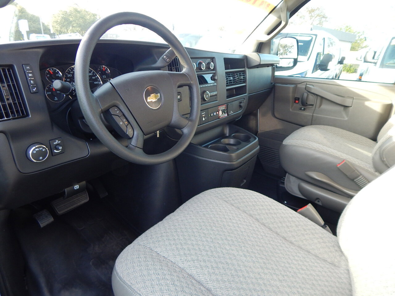Used 2025 Chevrolet Express 2500 w/ Driver Convenience Package image 2