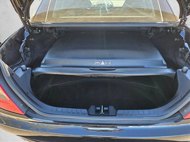 Used 2010 Mercedes-Benz SLK 300 image 6