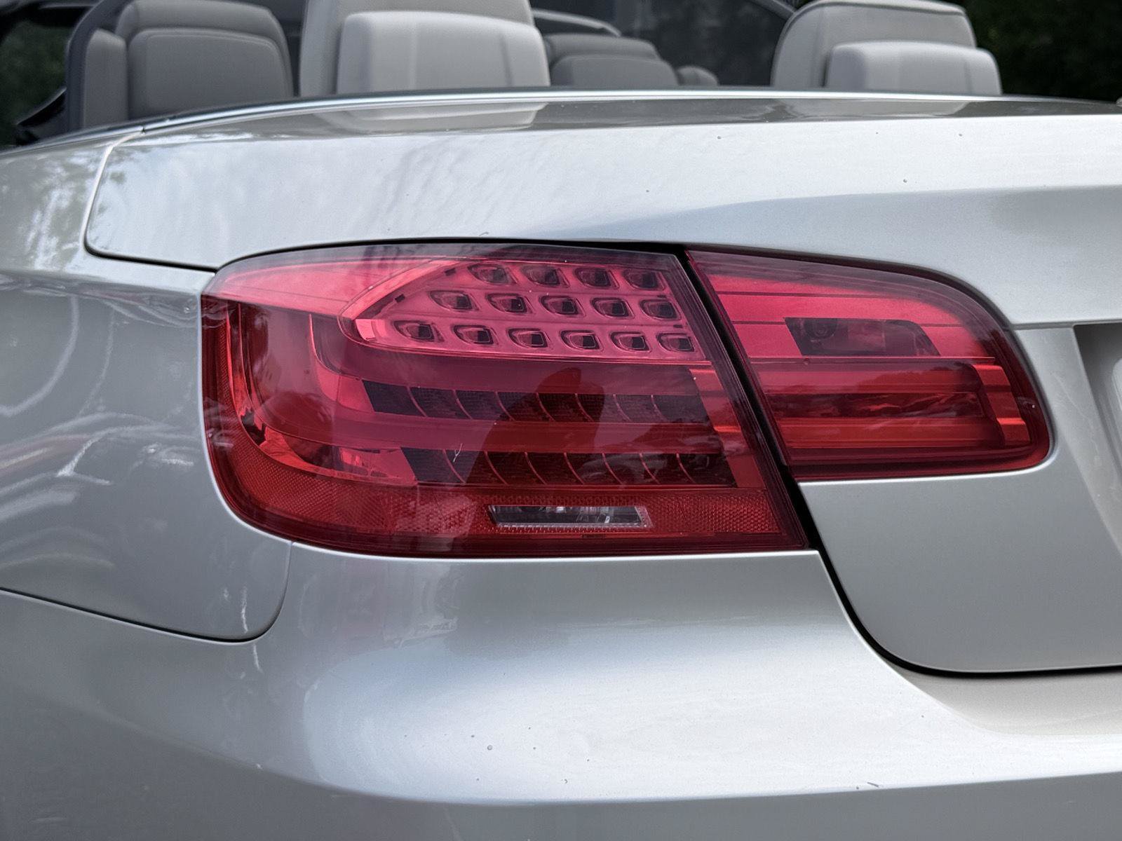 Used 2012 BMW 328i Convertible RWD image 10