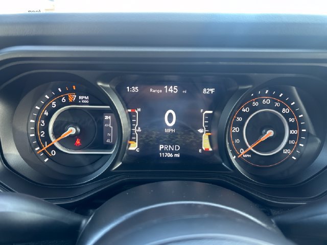 Used 2025 Jeep Gladiator Sport AWD/4WD image 15