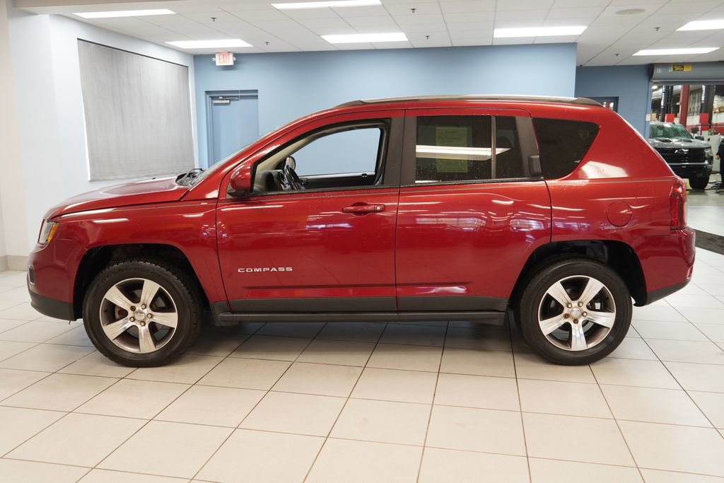 Used 2016 Jeep Compass High Altitude AWD/4WD image 2
