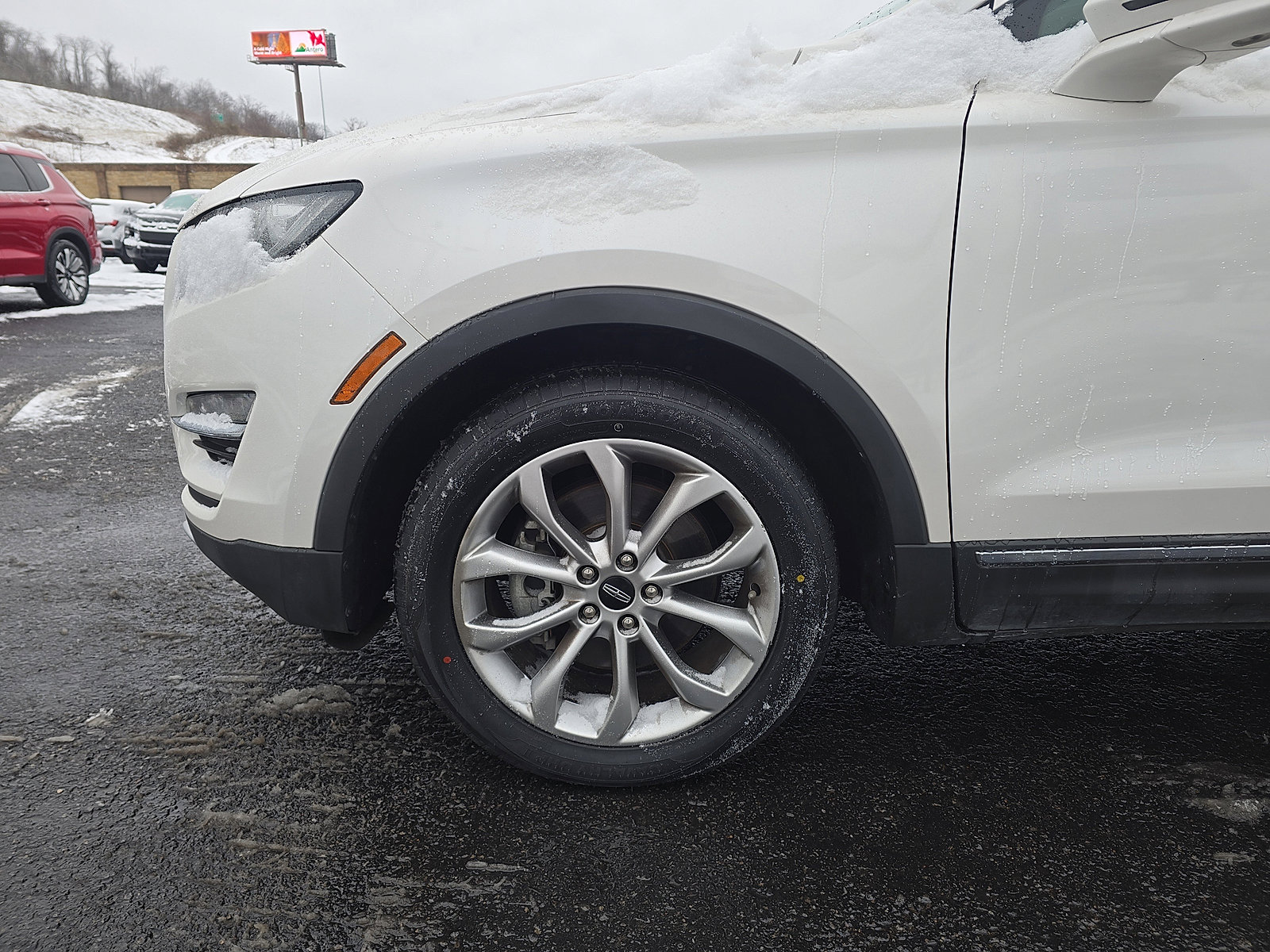 Used 2019 Lincoln MKC Select w/ Select Plus Package image 8