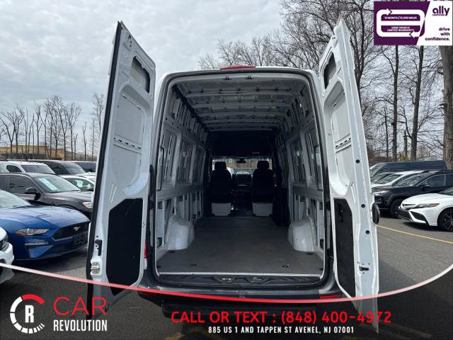 Used 2023 Mercedes-Benz Sprinter 2500 image 7