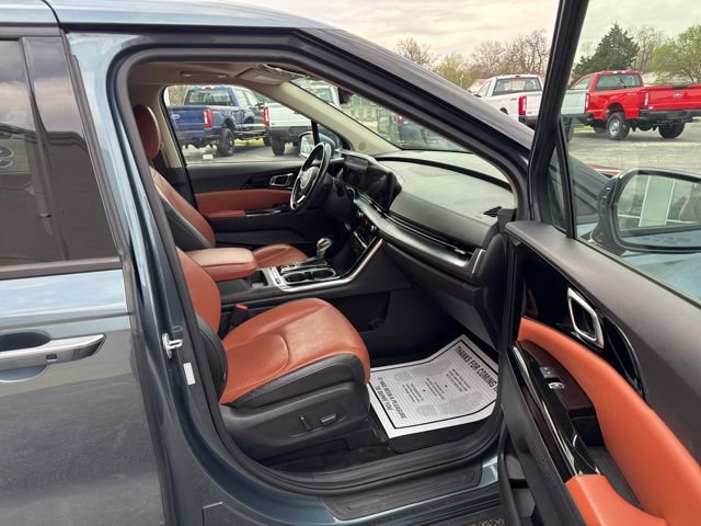 Used 2022 Kia Carnival SX Prestige FWD image 19