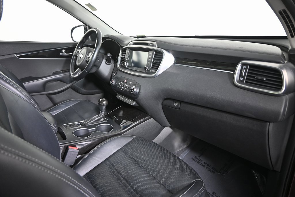 Used 2017 Kia Sorento EX w/ EX Advanced Touring Package image 15