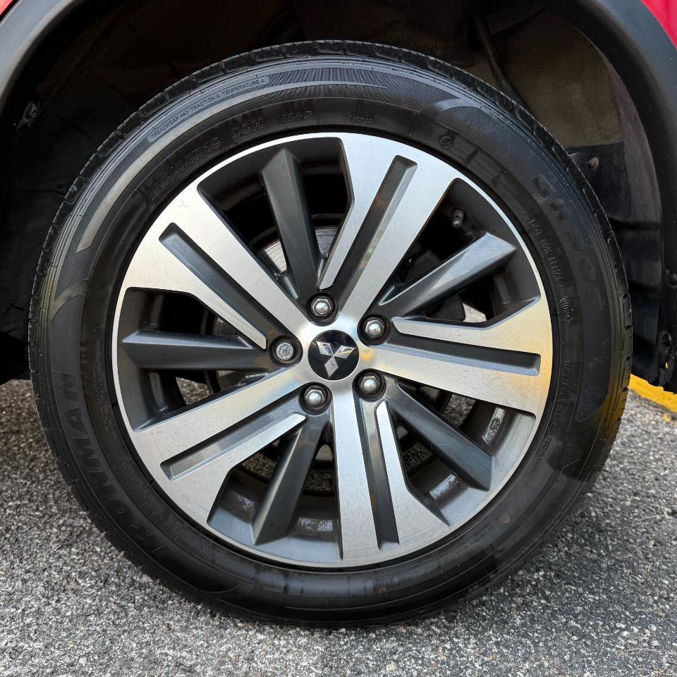 Used 2020 Mitsubishi Outlander Sport SE AWD/4WD image 22