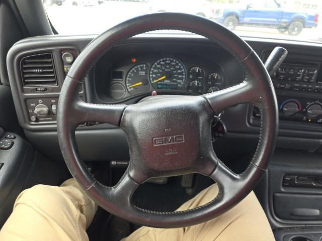 Used 2001 GMC Sierra 1500 4x4 Extended Cab w/ Convenience Plus Group image 13