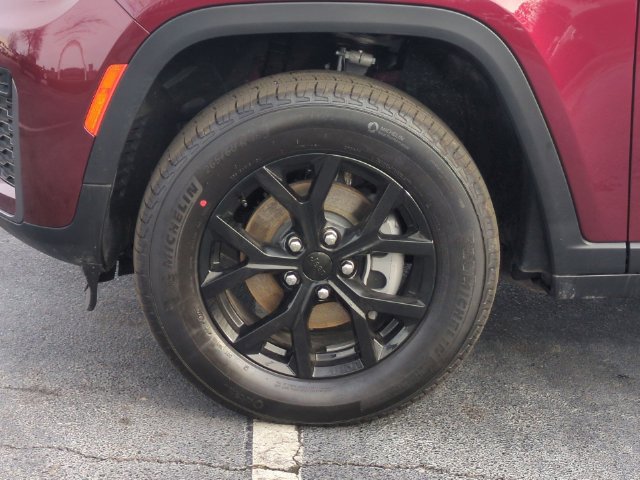 New 2026 Jeep Grand Cherokee Altitude AWD/4WD image 10
