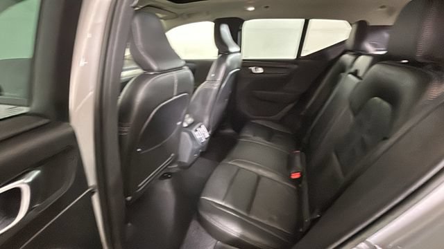 Used 2023 Volvo XC40 B4 Ultimate FWD image 24